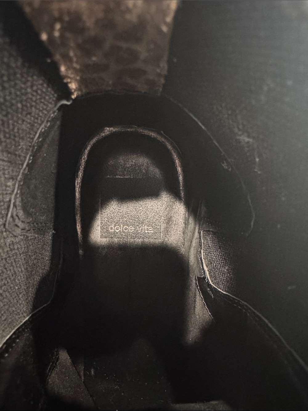 Dolce Vita Black Leather Chelsea Lug Ankle Boots with Brown Trim - Picture 2 of 3